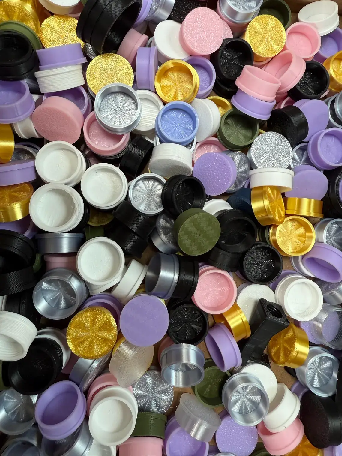 vial caps.webp vial caps.webp